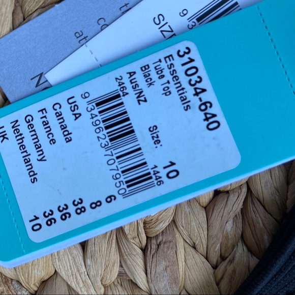 Seafolly Essentials Bandeau Tube top Black NEW - Picture 10 of 11